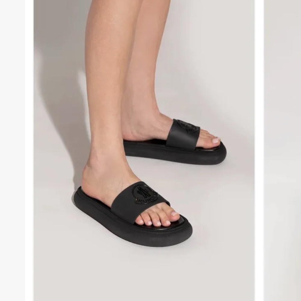 Moncler Black Logo Rubber Slide Sandals Size 40 NWT- unisex